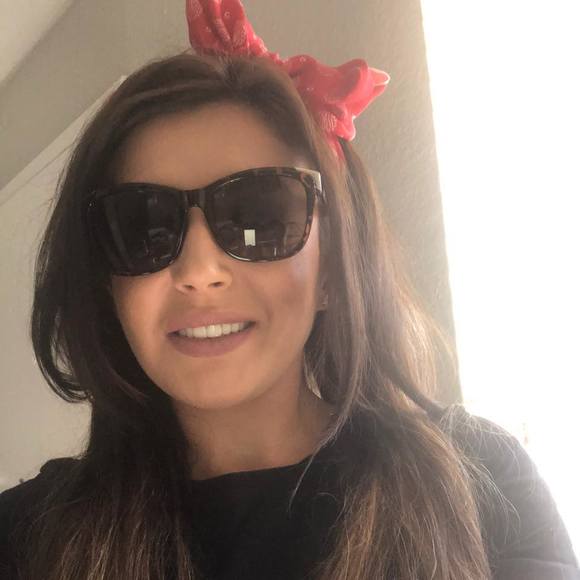 Meet your Posher, Diana andreea - Picture 1 of 1